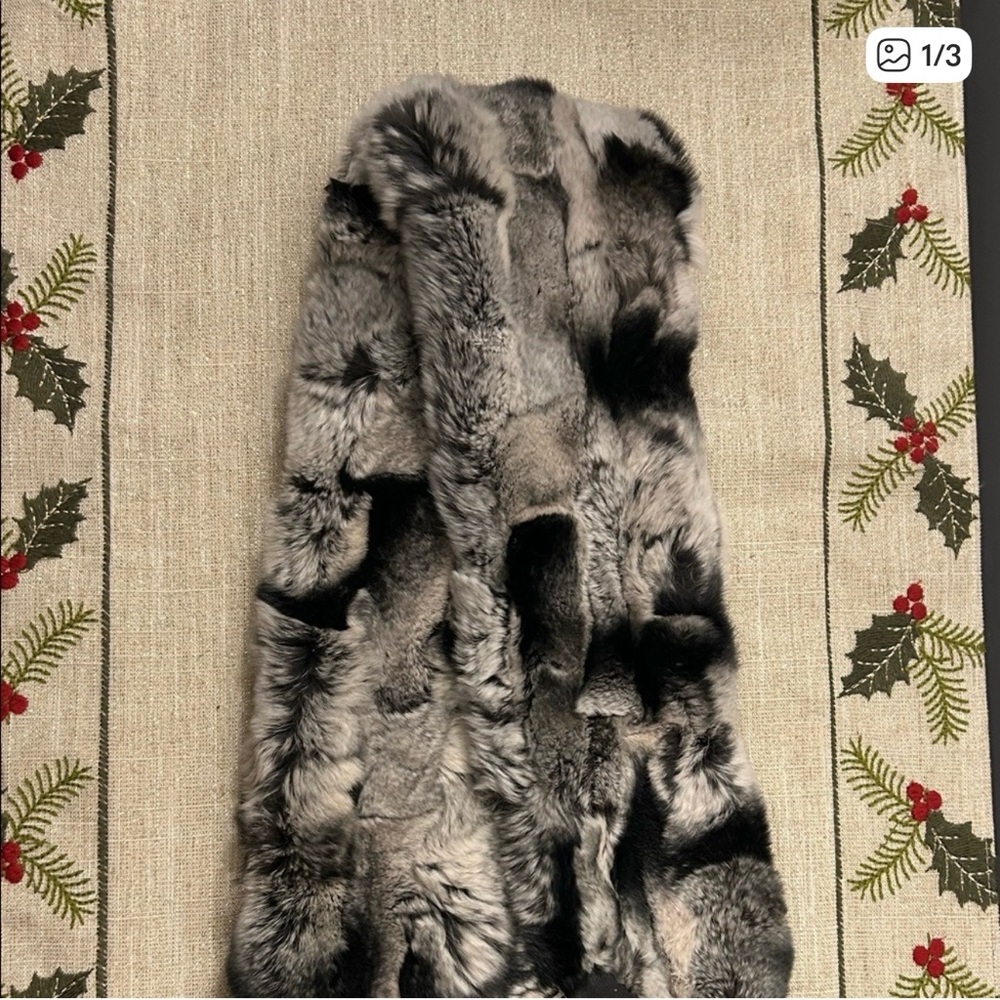 ❤️ Luxurious Chinchilla Rex Fur Scarf - Black and Gray. Brand new!